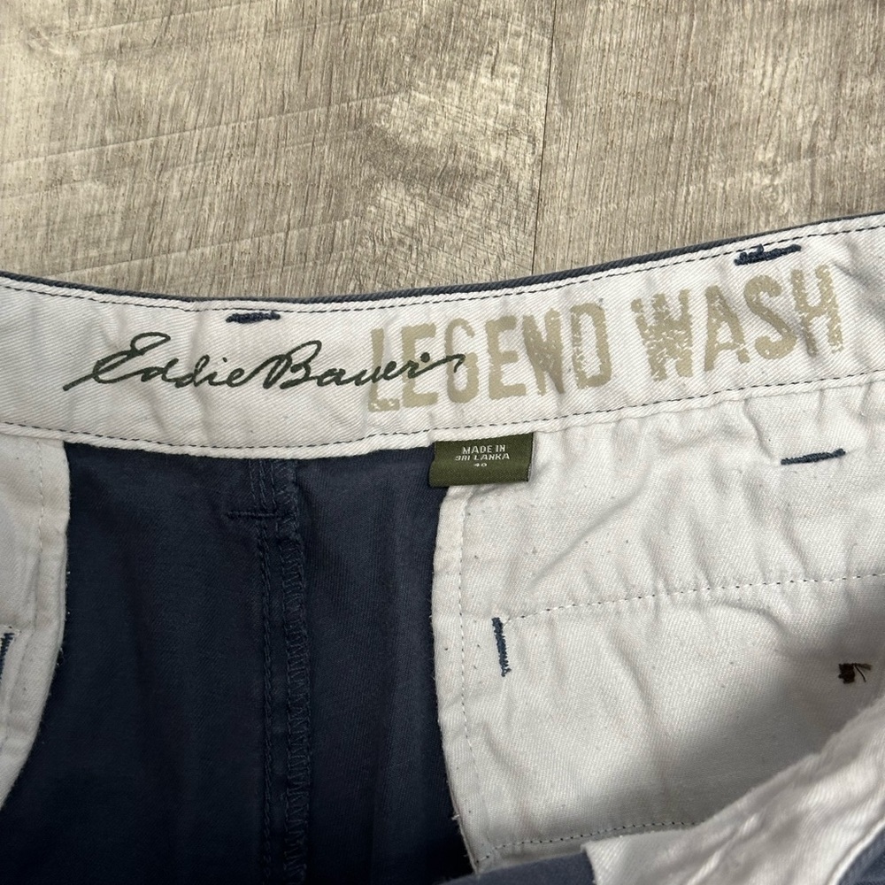 Men's Eddie Bauer 40 XL Chino Khakis Shorts Navy Blue Durable Twill Cotton EUC - Picture 6 of 9